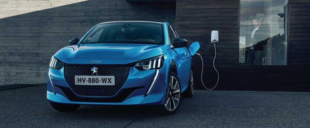 PEUGEOT e-208 home charging individual house wall box