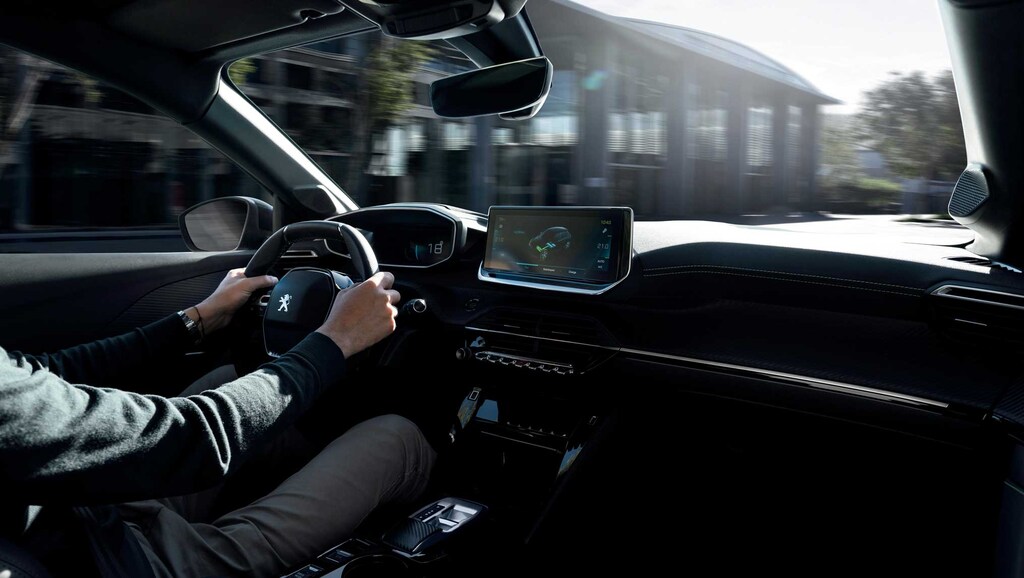 PEUGEOT e-208 electric small city car