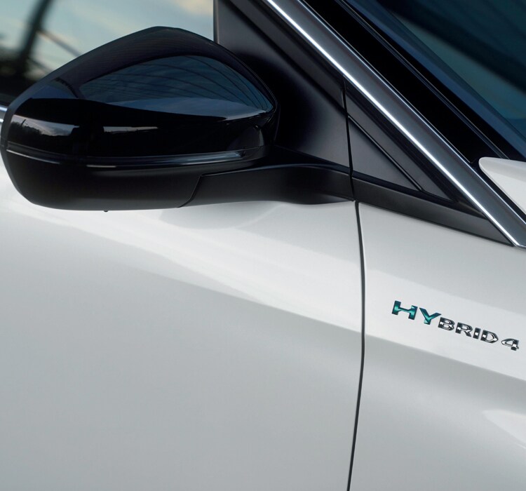 PEUGEOT 3008 HYBRID profile